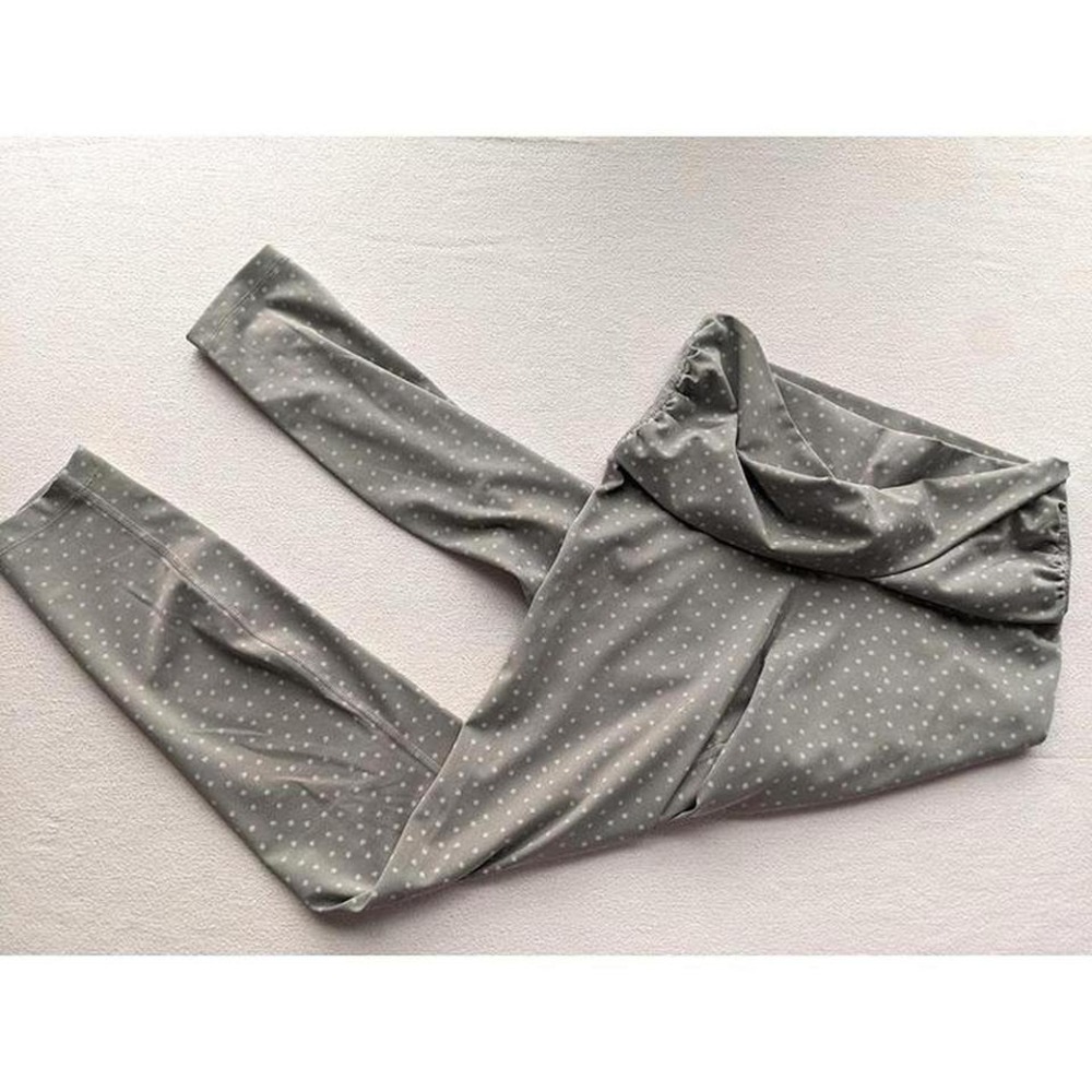 Nike Yoga Leggings Size Medium High Rise 7/8 Length Gray Dots Twist CZ9144-073